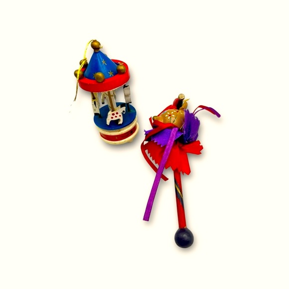 ❗5/$25❗Christmas Ornament Set - Picture 1 of 1